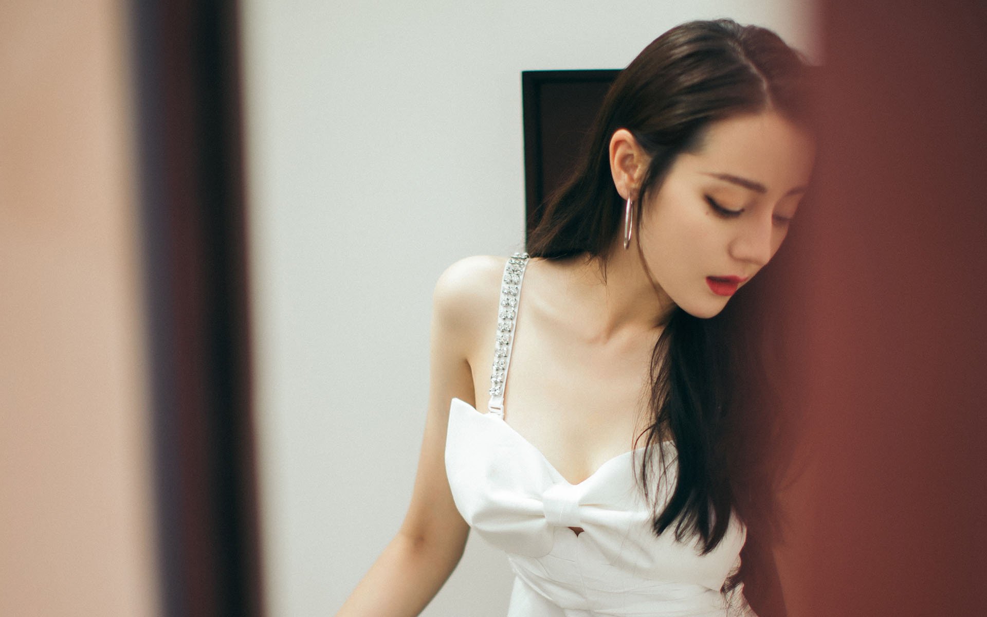 唐纳德·高尔强力冲击对方防线，助力袋鼠队取胜，唐纳德古尔德